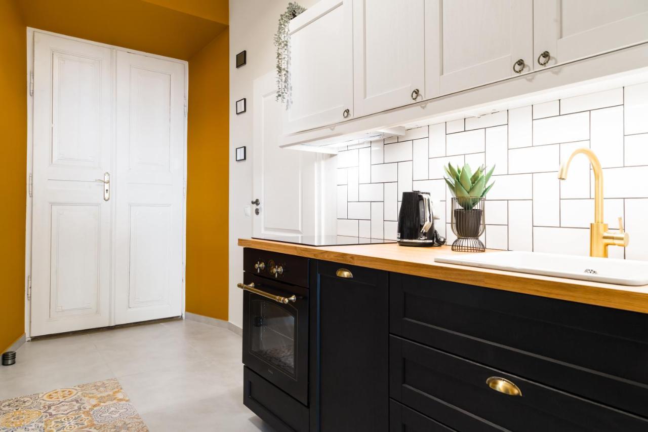 Glamorous Apartment In Heart Of Old Town Краків Екстер'єр фото